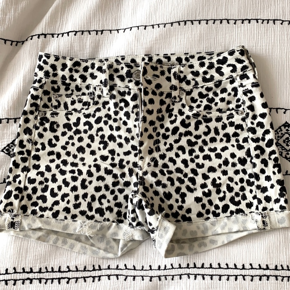 American Eagle Outfitters Cheetah Print Shorts